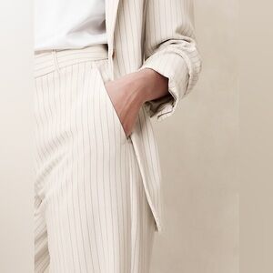 NWT Banana‎ Republic White Striped Pants